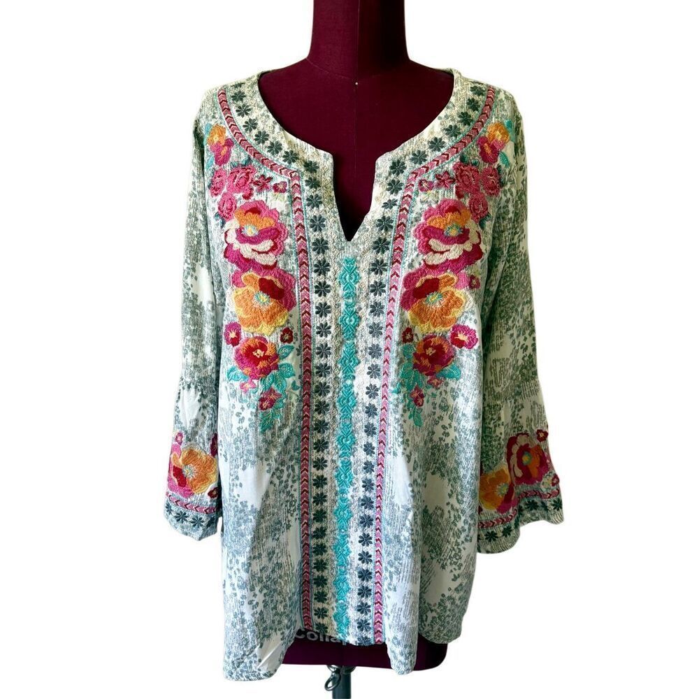 Savanna Jane Boho Top V-Neck Long Bell Sleeve Embroidered Blouse Floral Gray - Picture 2 of 11